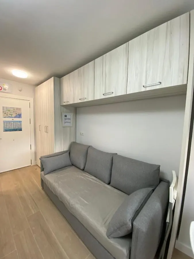 Apartamentos Naciones Playa, Los Molinillos Benalmadena Spain